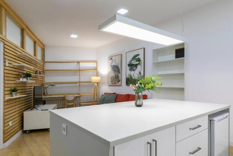 Charming Madrid Vistillas - Estancias Temporales Zewnętrze zdjęcie